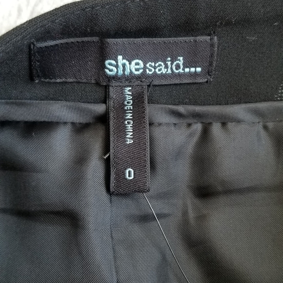 ✨️CL She Said Black Sash Design Mini Skirt Clasp Close Size 0 - Picture 4 of 8